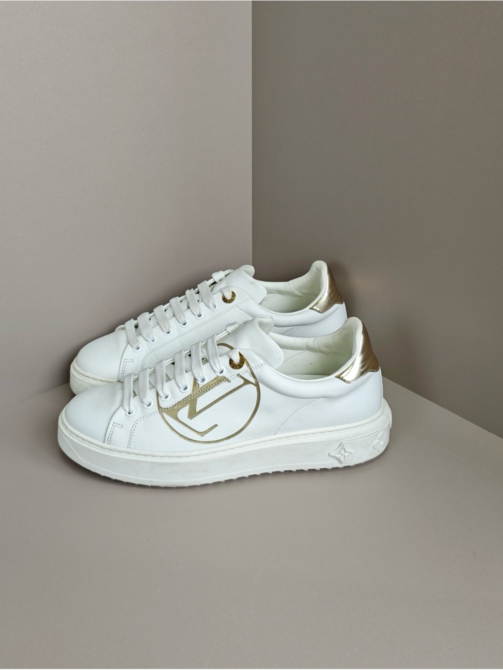 Louis Vuitton White Leather Sneakers with Gold Logo and Heel